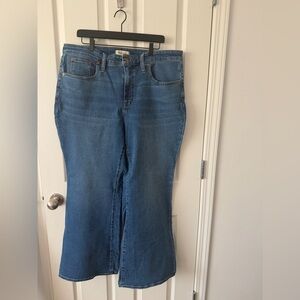 Madewell Plus Skinny Flare Jeans in Elevere Wash